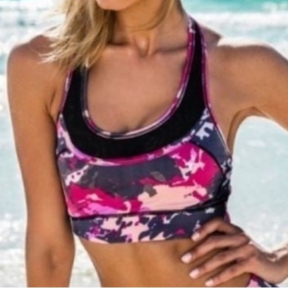 Limited edition Zingara swimwear top in coral size 1 (XS) NWT
